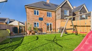 Photo 7- click for photo gallery